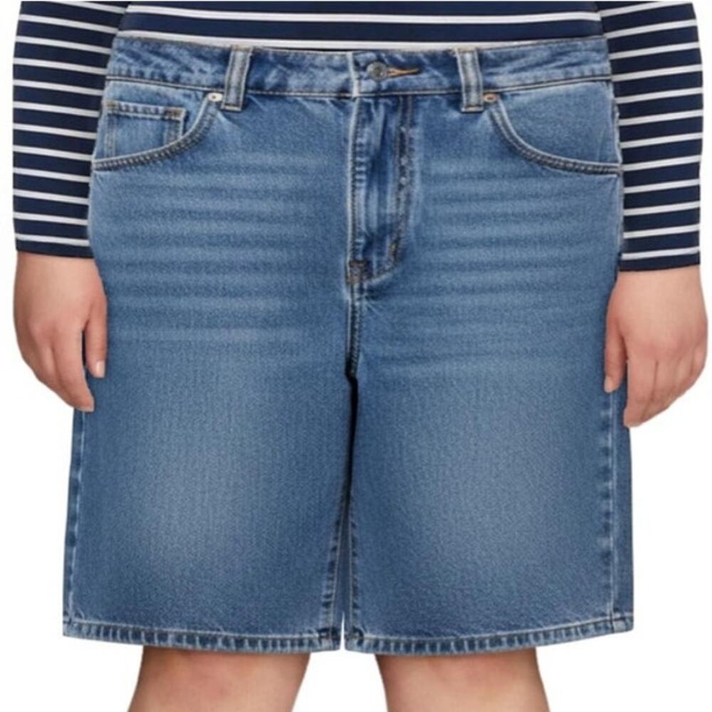 NWT ~ BRAND NEW ~ Plus Size Women's Cotton Denim Blue Jean Shorts ~ Size 2X